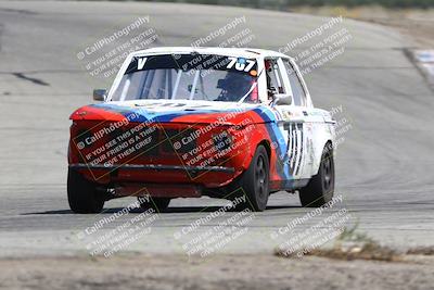 media/Sep-28-2025-24 Hours of Lemons (Sun) [[5dfe0e5f6e]]/12pm (Outside Grapevine)/